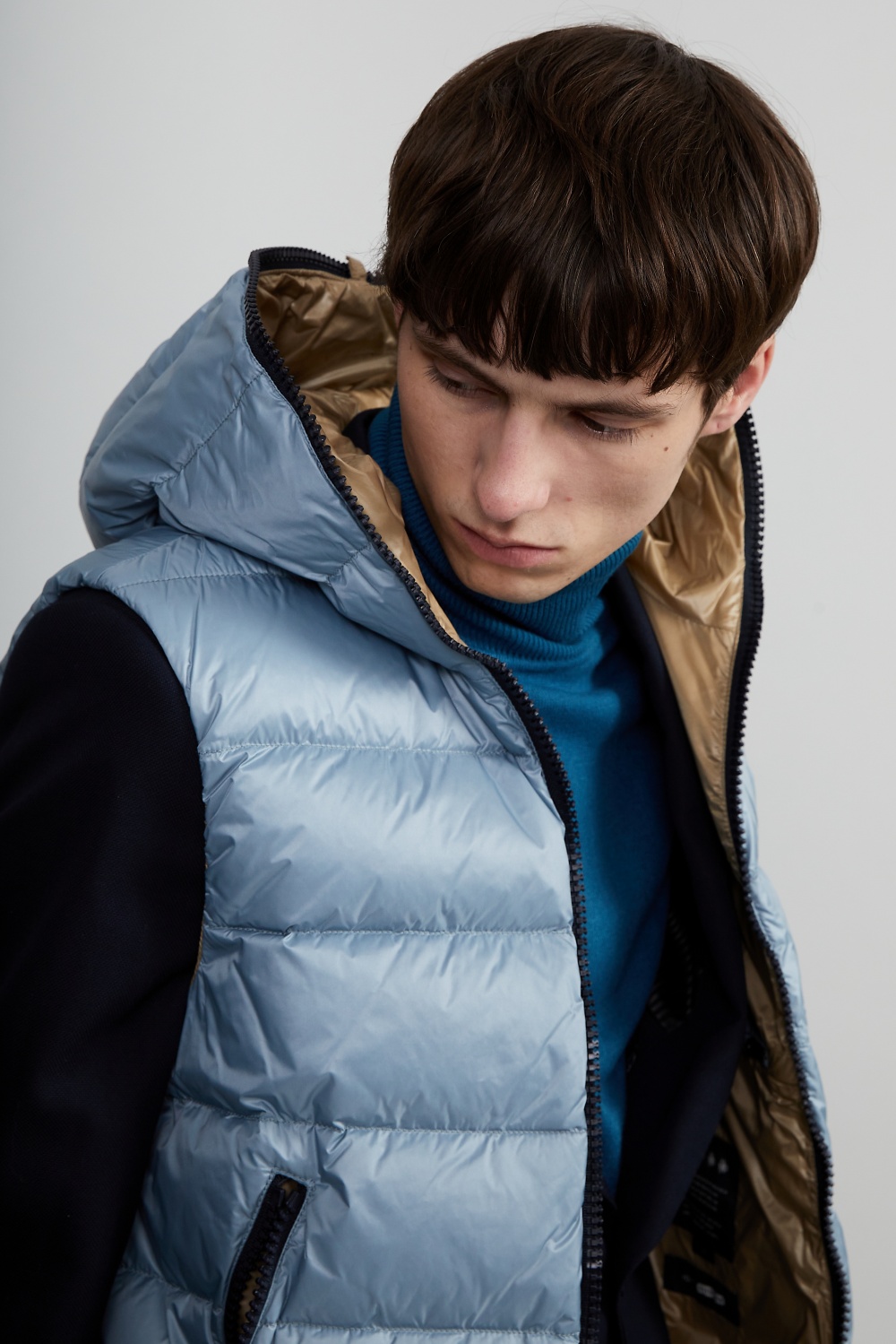 【INAUSA】DUVETICAベストサイズ44 DUVETICA ダウンベスト 44 INAUSA】DUVETICAベストサイズ44 DUVETICA