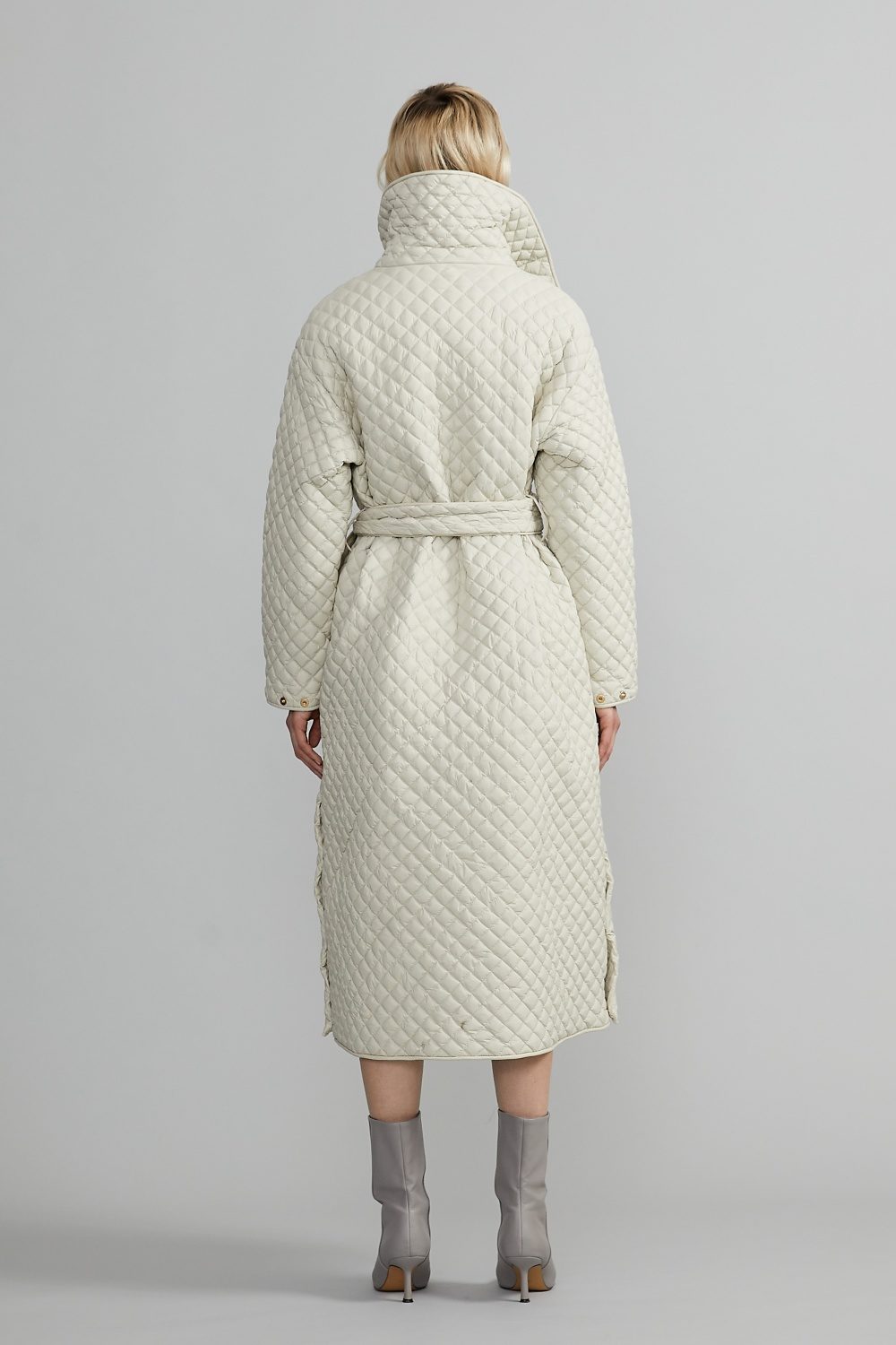 ロマホングヴァ