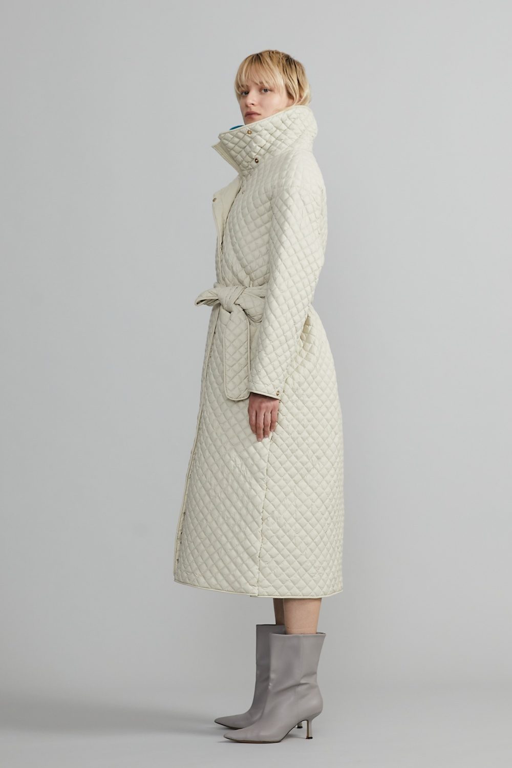 ロマホングヴァ